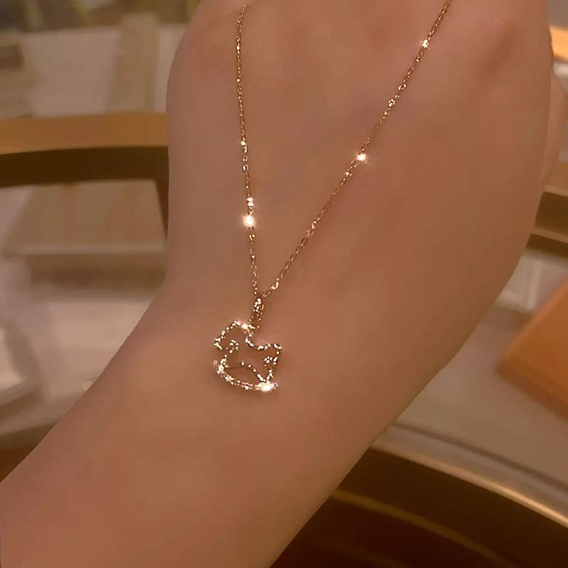 

Fairy Tale Trojans High End Fragrant Style Clavicle Necklace