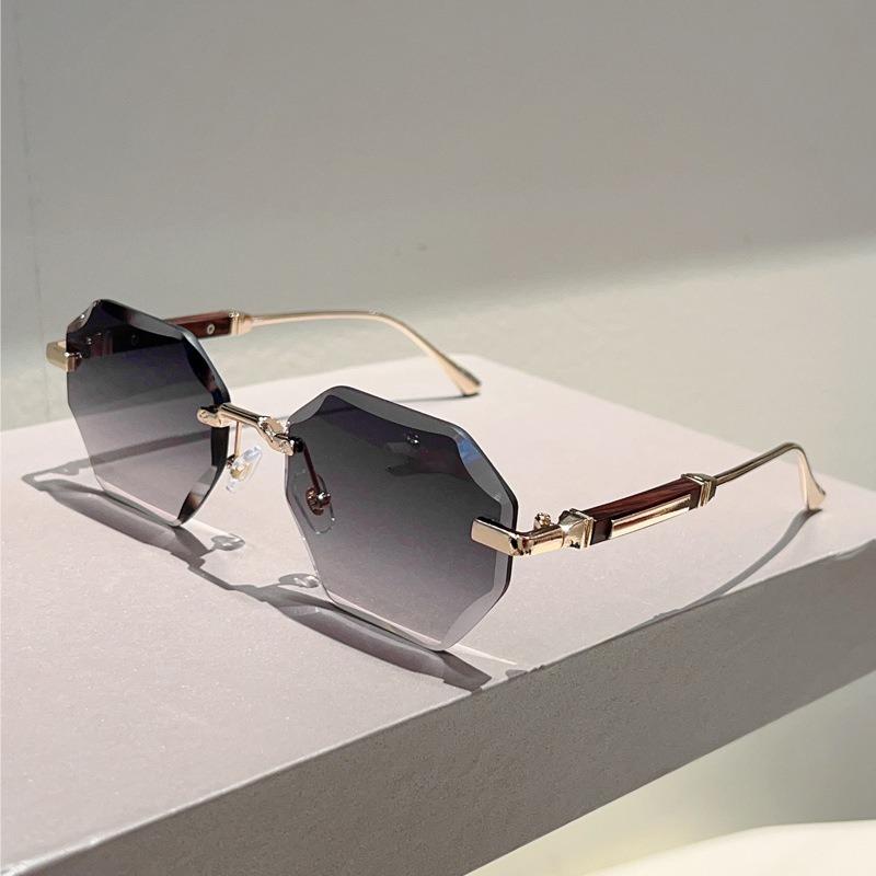 Non-polarized Europe and America Polygon Diamond Edge Trimming Rimless Sunglasses Men Women Fashion Ocean Slicemetal Frame Glasses