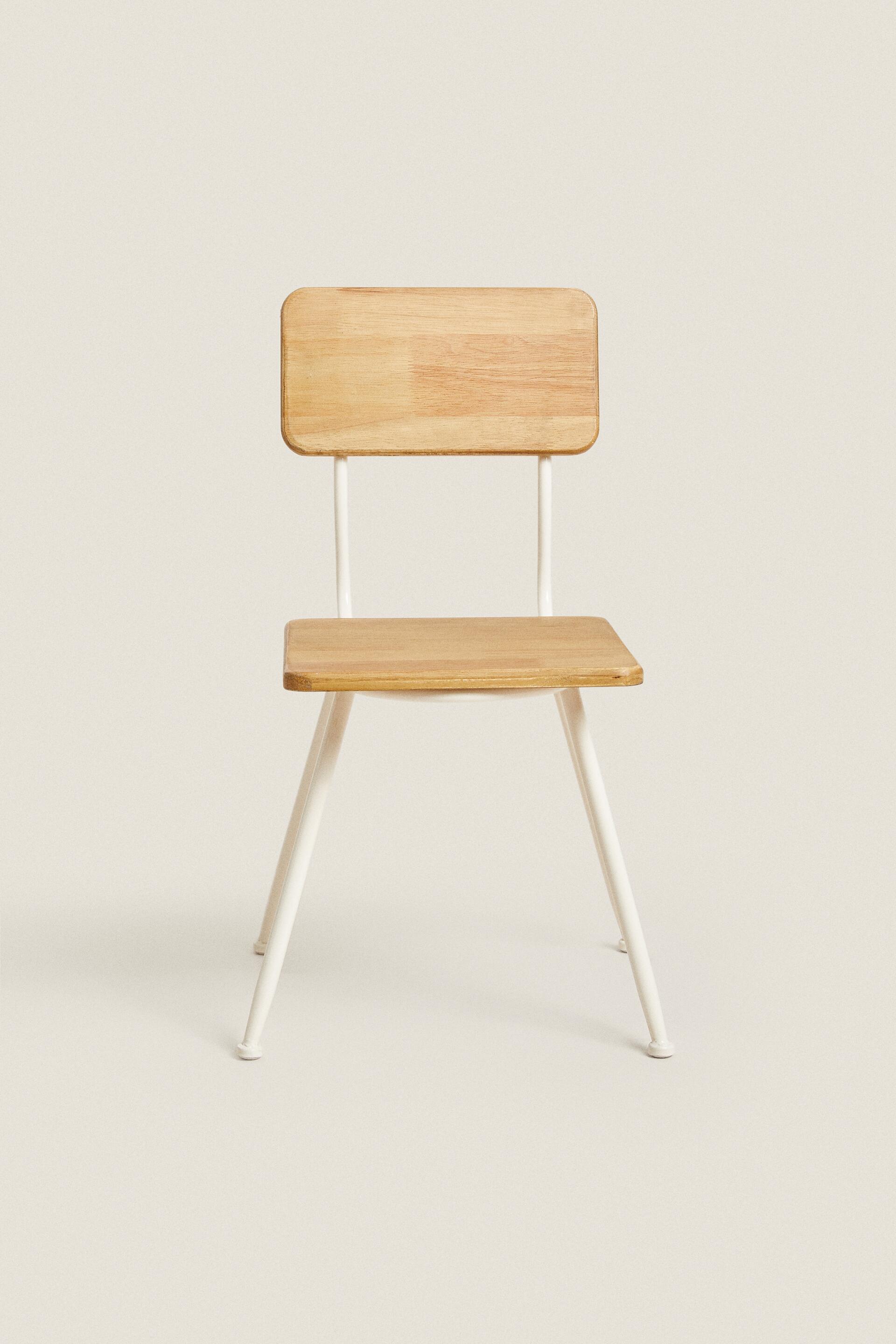 

WOODEN DESK CHAIR