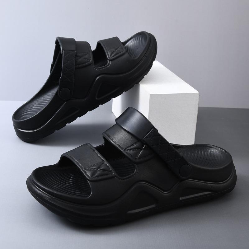 Sandals men's summer casual outdoor wear beach slippers lightweight thickened breathable dual-purpose non-slip driving cool slippers