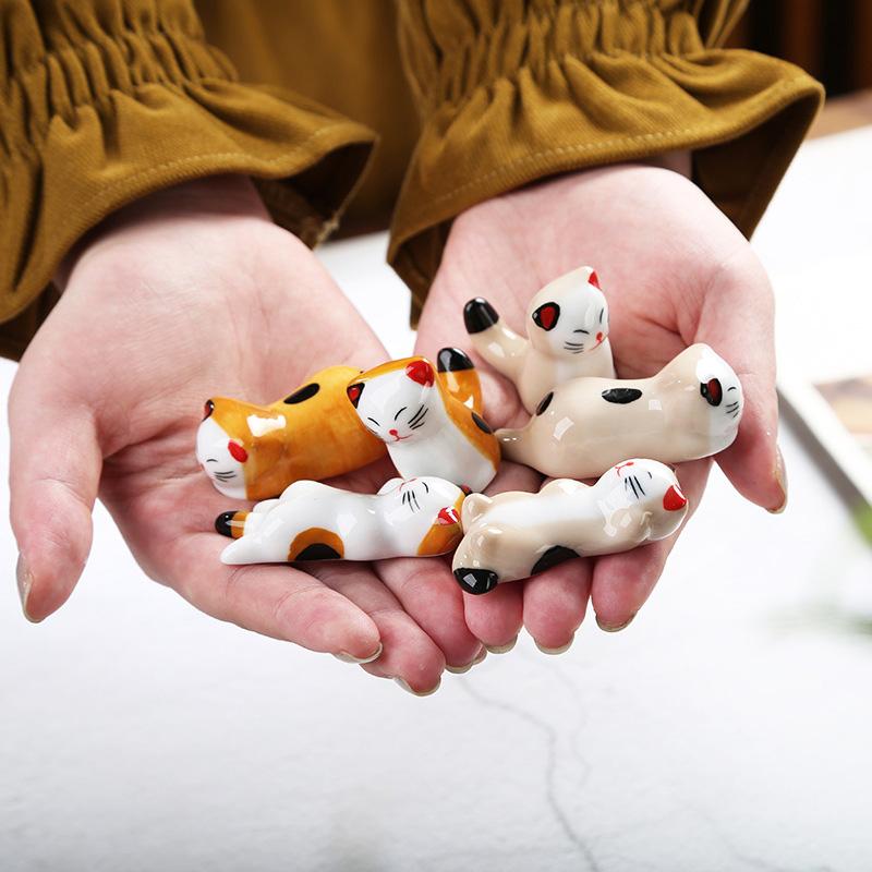 1Pc Chopstick Rest Home Decoration Chopsticks Pillow Hotel Spoon Creative Ceramic Forks Holder Cat Shape