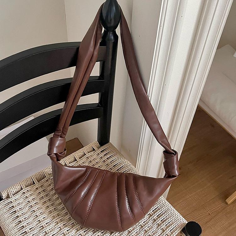 

Bag autumn women s versatile messenger bag new women s bag Korean version of high-end dumpling bag niche design shoulder bag