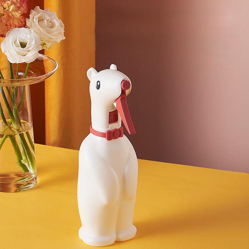 1PCS Polar Bear Watering Can Hand-pressed 500ml Watering Watering Can Watering Can Disinfection Watering Can