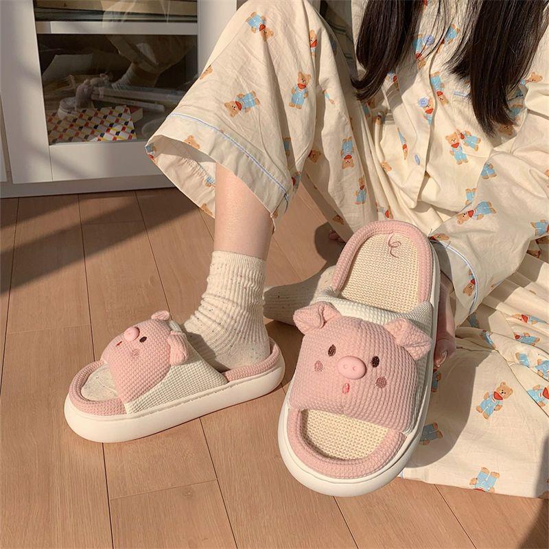 Lovely girls platform slippers with pig pink linen shoes for women 2025 new cloud slides Beach flipflops