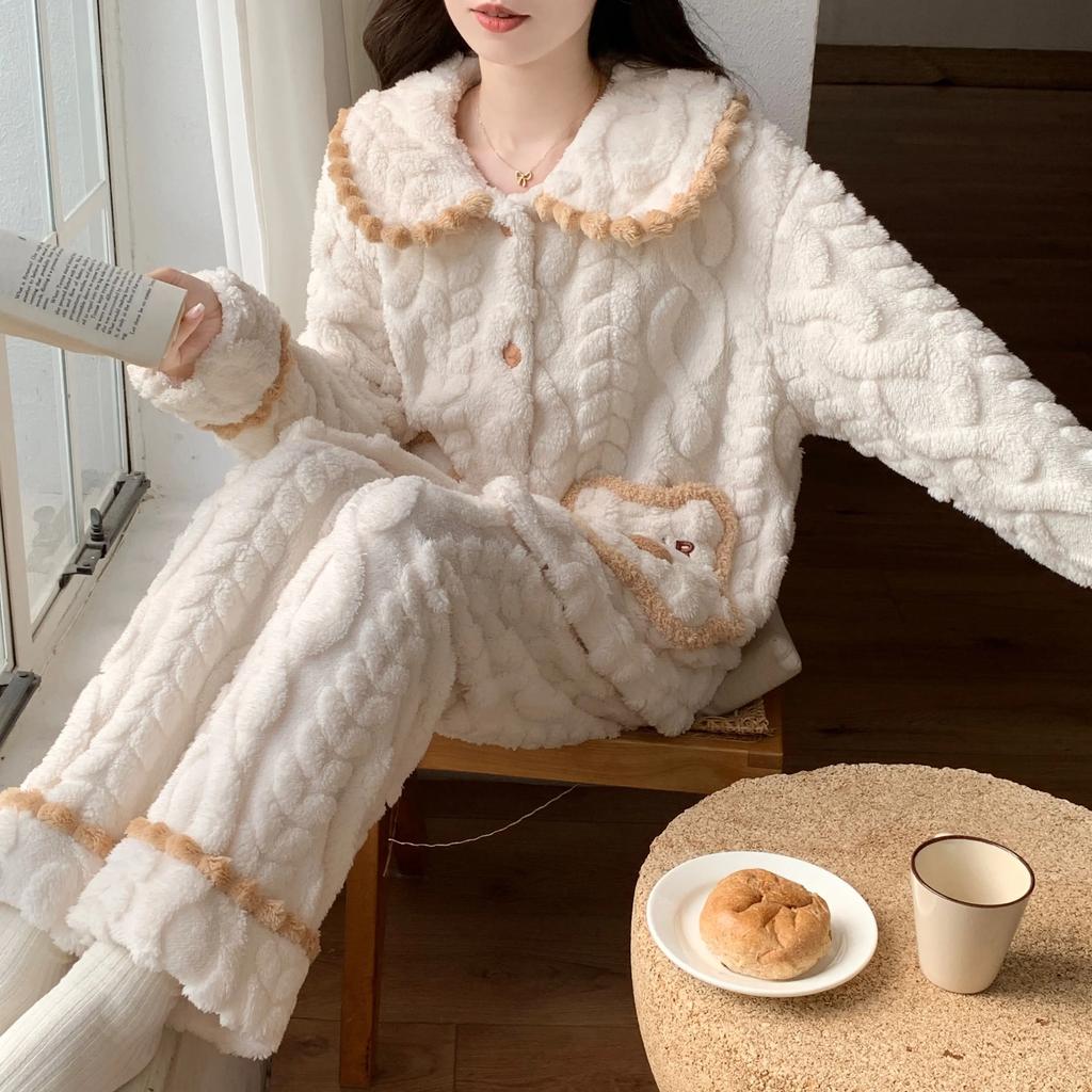Pijama Dama Invierno Grueso Terciopelo Coral Dulce y Encantador Cuello Muñeca Trigo Estilo Cárdigan Viento Princesa Ropa de Casa Se Puede Usar