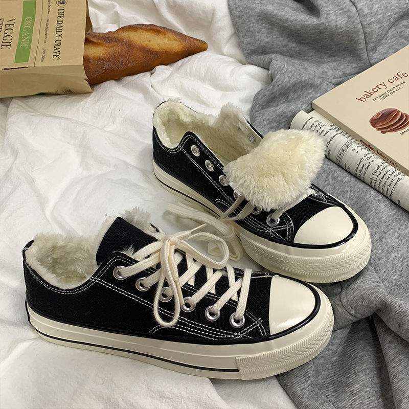 Low-top Cotton Shoes Women's Winter 2025 New Korean Version Versatile Student Velvet Canvas Shoes Women's Shoes Warm and Thicker