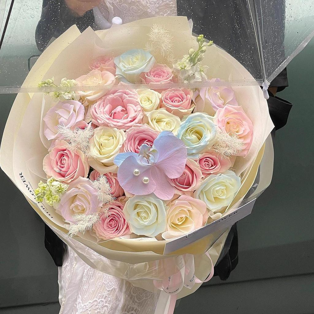 Eternal Flower: Elegant Mixed Rose Bouquet - Ideal for Girlfriend, Best Friend, or as a Luxurious Birthday Gift. Simulation Soap Flower Bouquet.