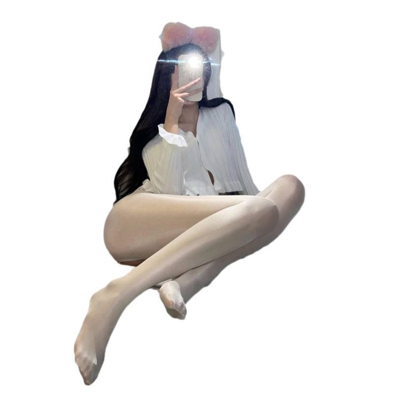 Elegant Black Silky Horse Oil Pantyhose – Women's Shiny Aurora Tights