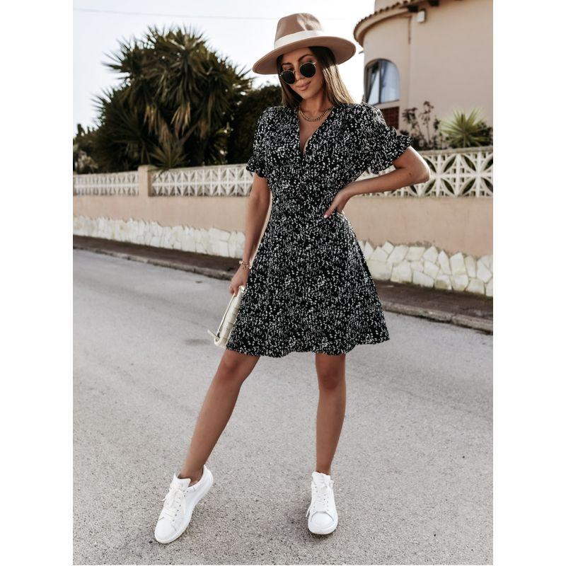 

Slim-Fit A- line Short-Sleeve Dress with Deep V Buttons Black 2XL