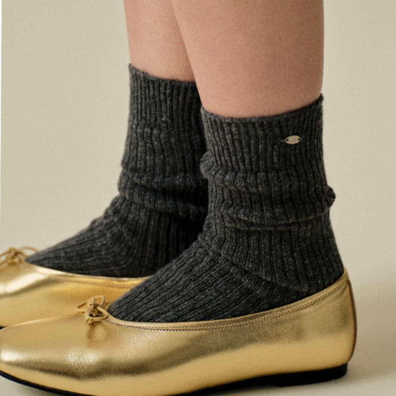 MangoVieleBitte NETTY KNIT GERIPPTE SOCKEN_3FARBEN