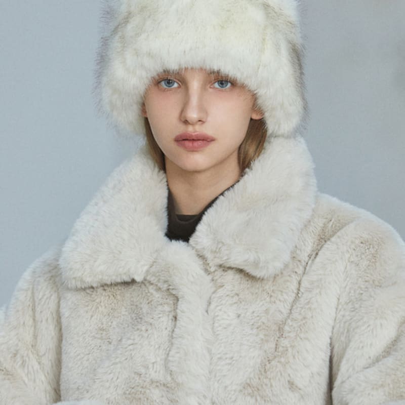 

АНОЭТИЧЕСКАЯ МЕХОВАЯ ШАПКА ЭКО IVORY