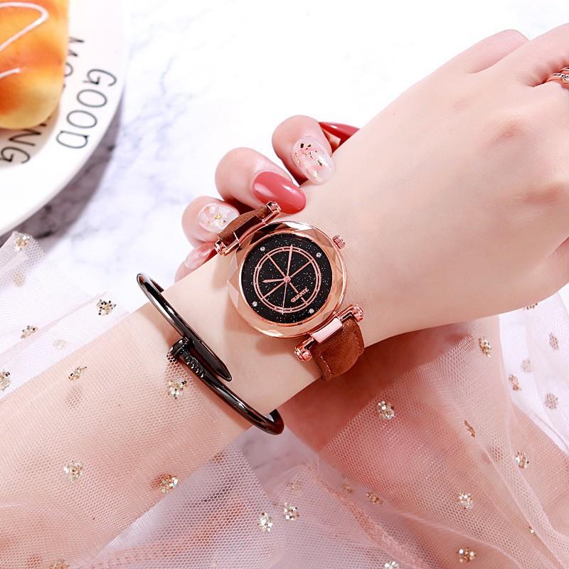 Harajuku Style Watch Girl Simple Trend Little Black Watch Vintage Girl Small Watch Trend