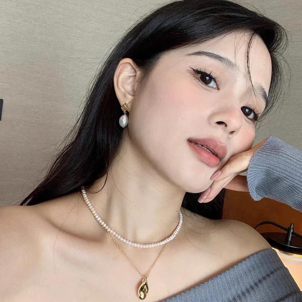 Rautenförmige kleine einzigartige natürliche unregelmäßige Barock-Nischen-Design Süßwasserperlenohrringe kleine Temperament-Steckohrringe