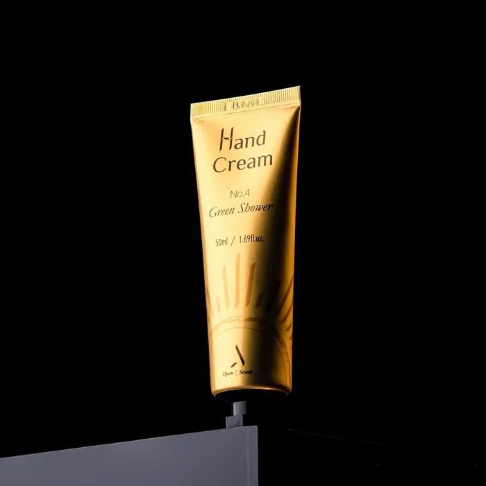 Choose 1 of 4 perfume hand creams 50ml