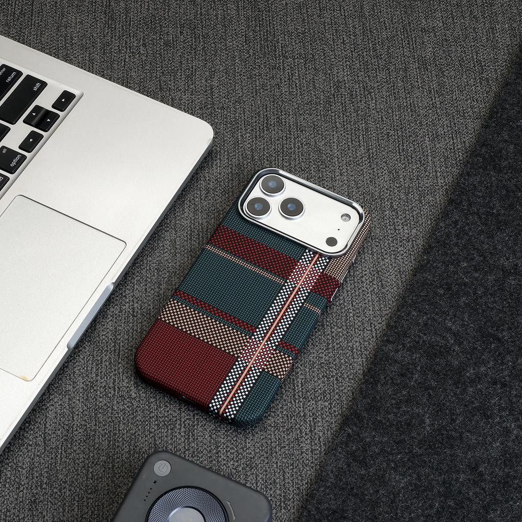 Carbon Fiber Kevlar Texture PC For Magsafe Phone Case For iPhone 17 Air 16 15 14 13 Pro Max Frosted Bumper Magnetic Cover