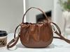 Borsa da donna 2025 primavera ed estate nuova borsa in pelle pieghettata portatile borsa a tracolla a catena sotto il braccio borsa a spalla a nuvola