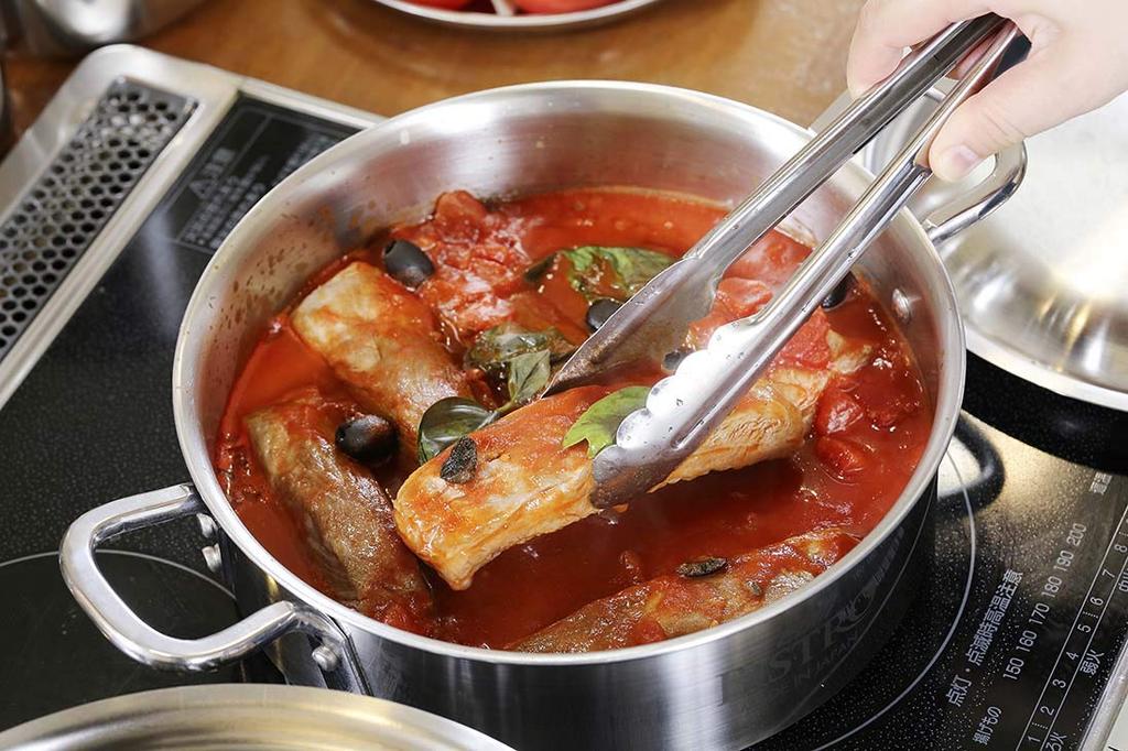 EBM Bistro Clad Outer Pot 24cm Without Lid 3-layer