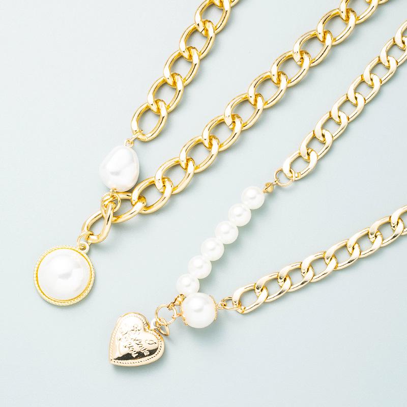 

European & American Punk Style Chunky Chain Choker with Imitation Pearl Heart Pendant