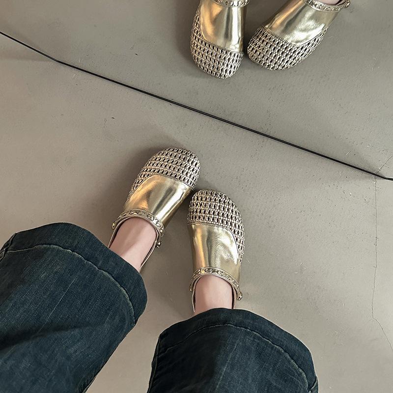 Fashion versatile hollow woven bag head half slippers women's summer retro two wear splicing wedge heel cool slippers Muller shoes