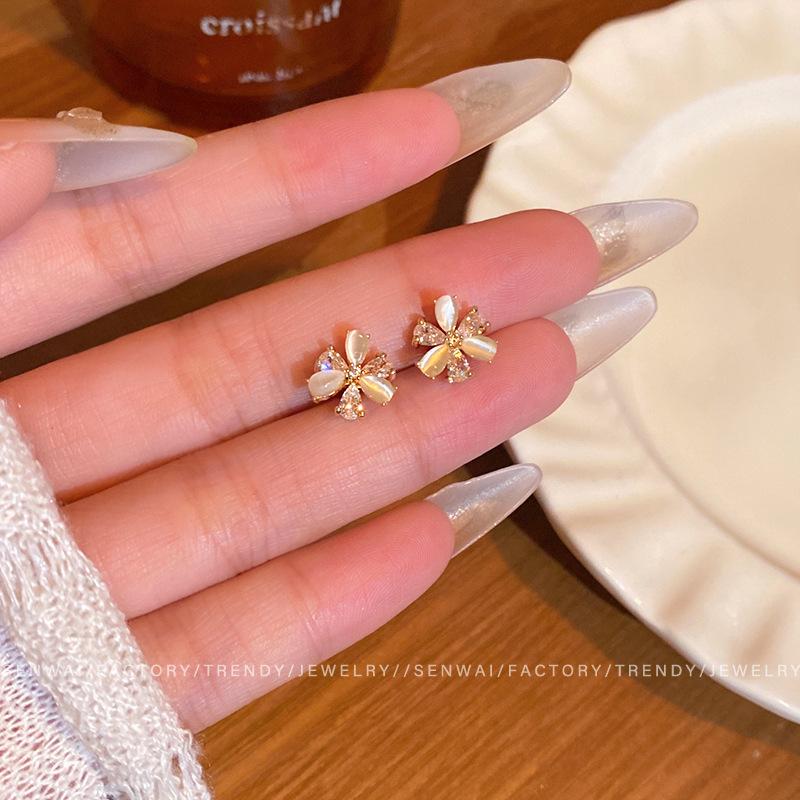 Zircon flower stud earrings female Mori small fresh opal earrings Internet celebrity ears