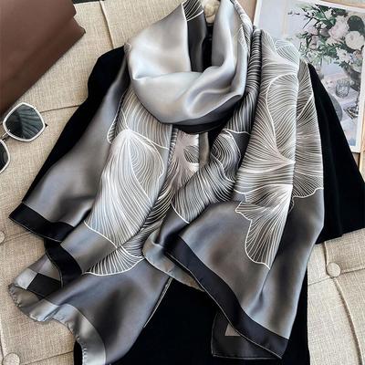 180*90cm Marca de Lujo Mujer Verano Bufandas de Seda Chal Señora Envoltorio Suave Femenino Europa Diseñador Playa Bandana foulard bufanda pareo