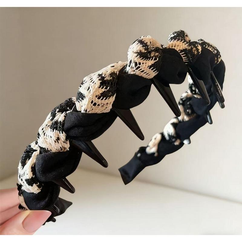 2026 Retro French Color Block Fabric Headband with Twisted Rope Braid and Anti-slip Teeth