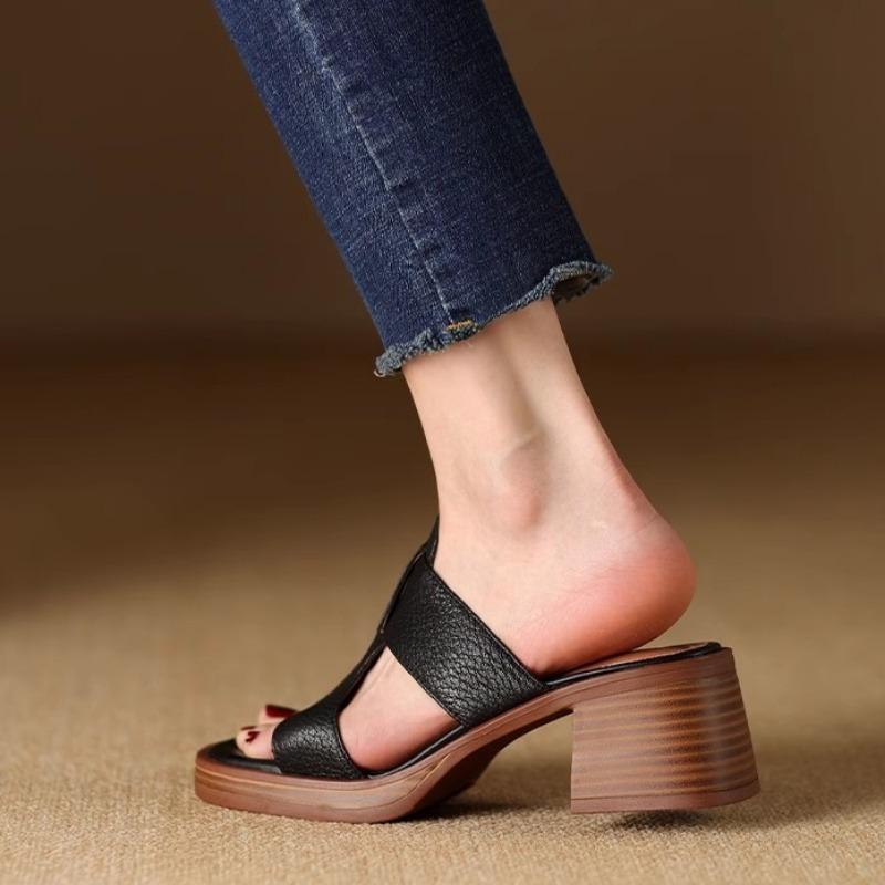 2025 Women Sandals Handmade Vintage Square Toe Women Slippers Tuckle Strap Shoes New Lady Summer Beach Casual Pumps Q226