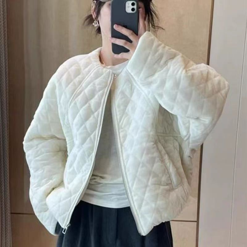 

Тонкая хлопковая одежда, куртки на хлопковой подкладке из золотого вельвета, женские новые модели зимы 2025 года, маленькие короткие ромбовидные топы, мода M