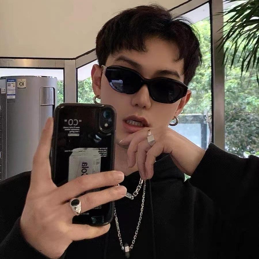 Vintage Small Frame Sunglasses Women Trendy Sweet Cool Babes Wind Sunglasses Advanced