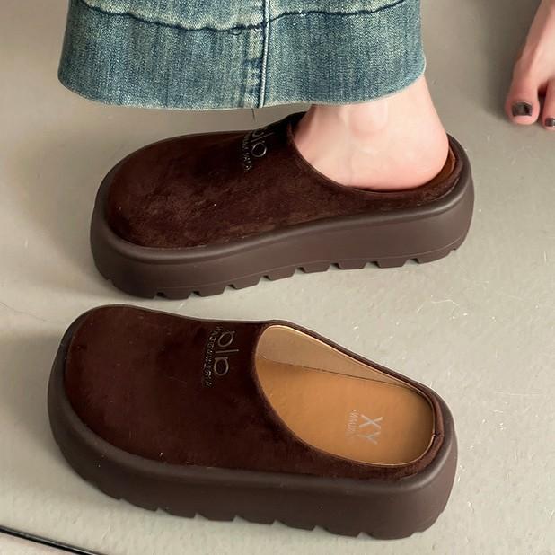 Retro lazy thick-bottomed bag head half slippers women's 2025 new autumn and winter versatile home fashion casual height-increasing slippers