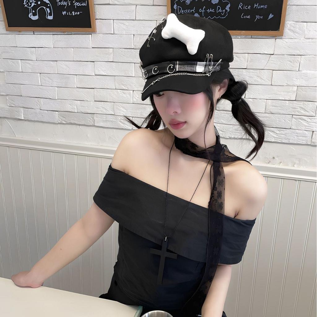 y2k original design sense puppy bone octagonal hat new Japanese literary and artistic women spring and autumn versatile show small face