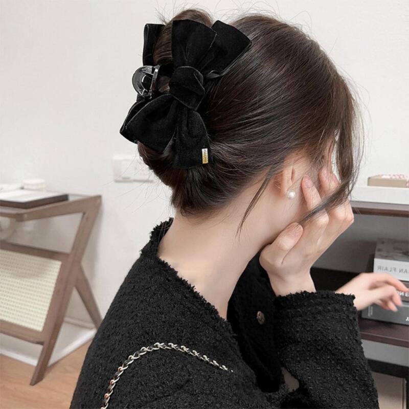 King hair clip, ribbon updo, ballet core, velvet hair pin black