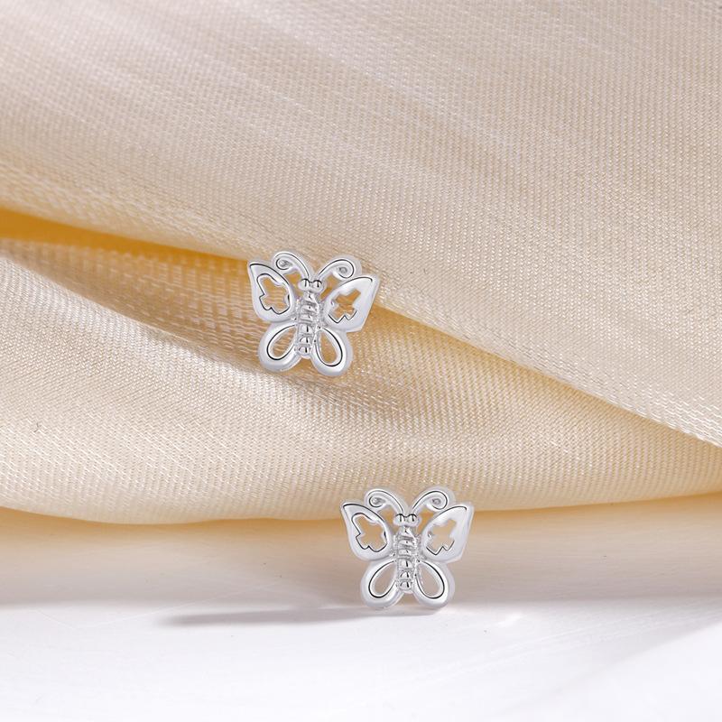 

Серьги-гвоздики в виде бабочки, женские, изысканные, маленькие, милые, Ins Wind Hollow Smooth Butterfly Earrings