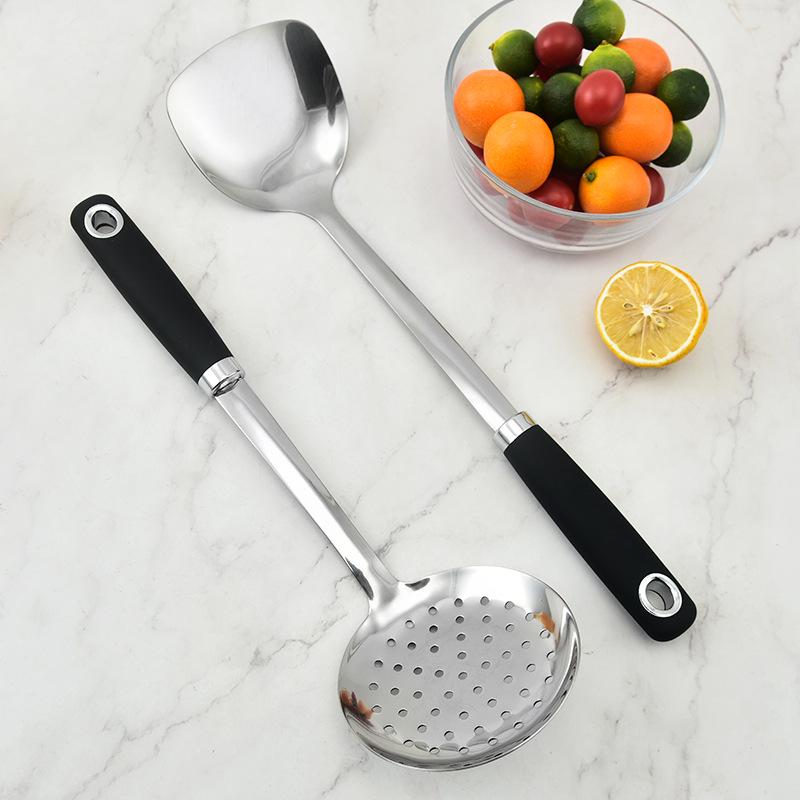 Sada kuchyňského náčiní z nerezové oceli: Stěrka, Lžíce, Lopatka a Mačkadlo na brambory