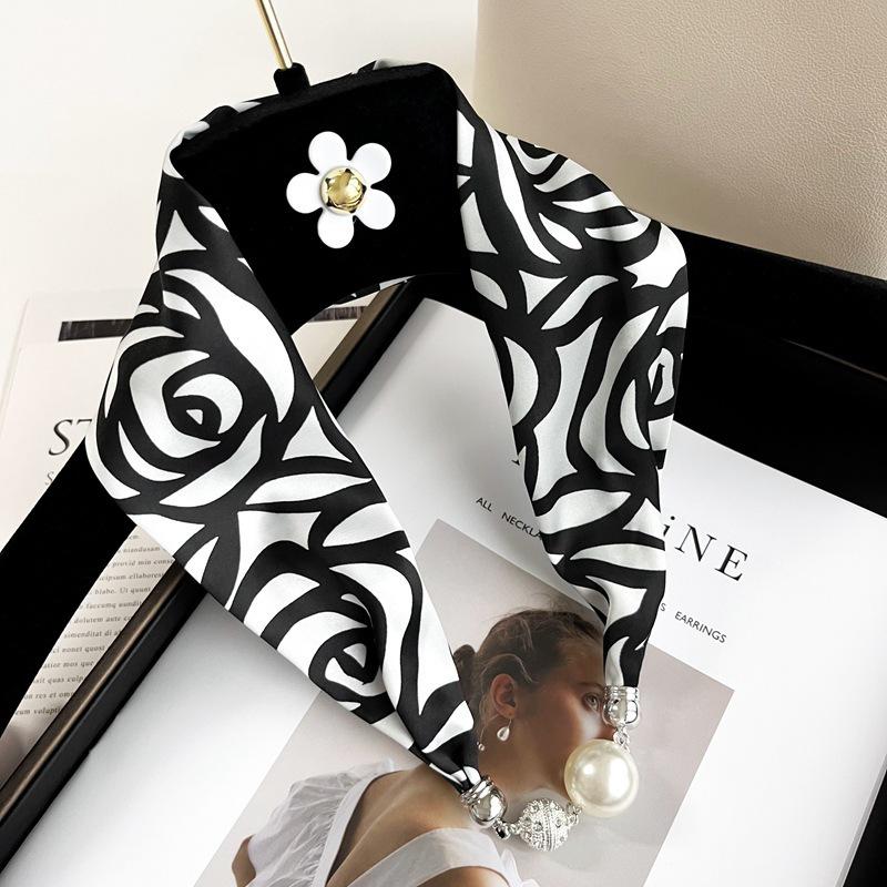Lazy Magnetic Buckle Summer Scarf with Pearl Necklace Decoration for Women