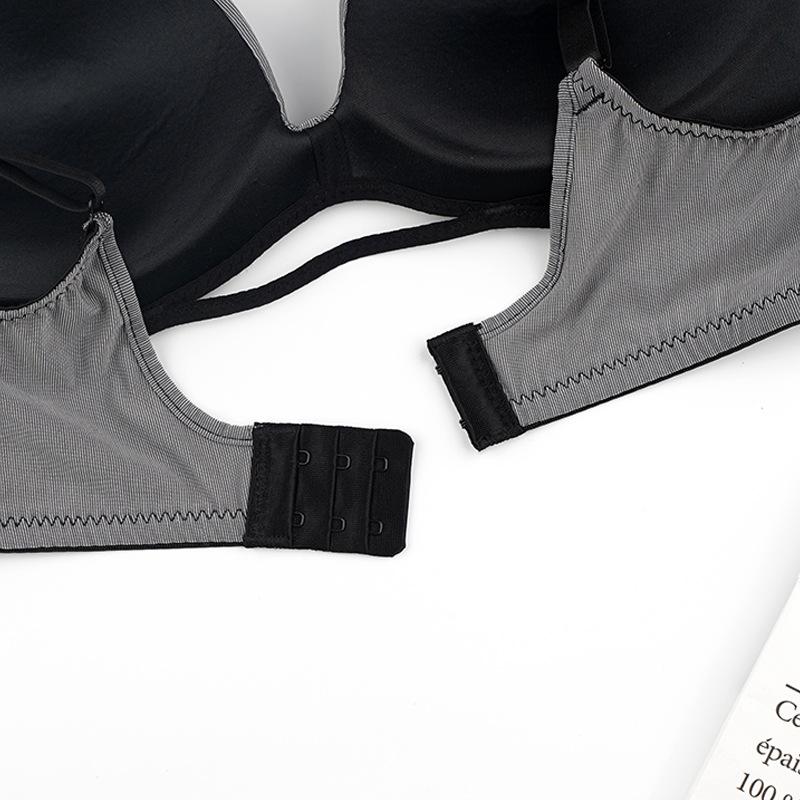 No Underwire Bra Stylish and Comfortable Smooth Three Row Two Button Adjustment French Underwear Sexy Tight Small Breasts