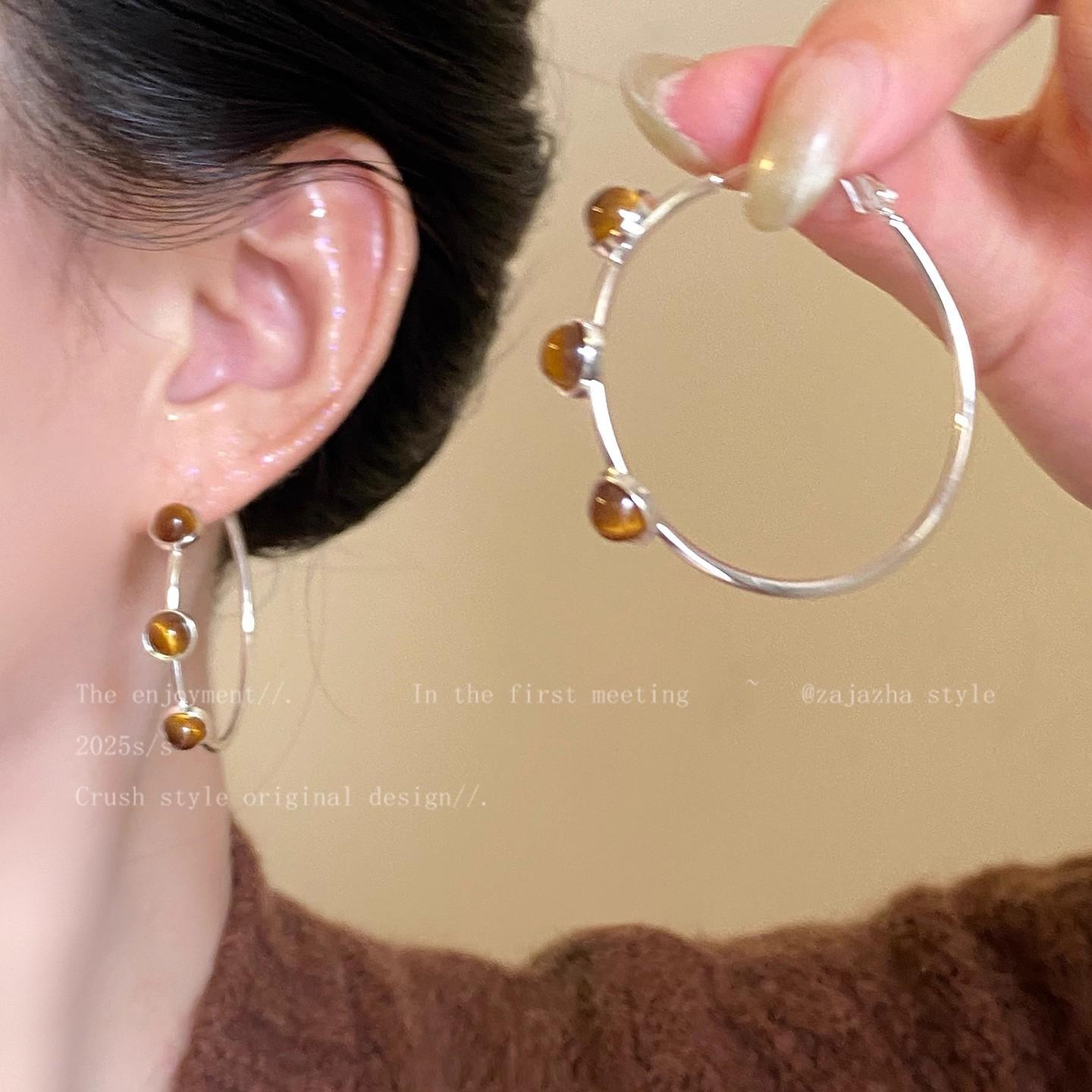 Korean opal large circle earrings women s light luxury temperament earrings autumn and winter show small face earrings