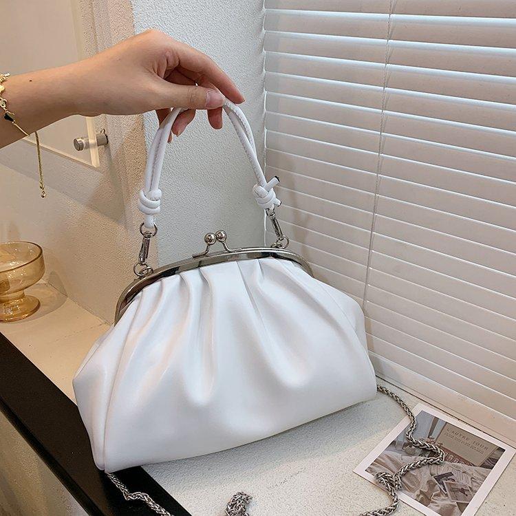 2025 new trendy fashion small bag women's bag summer street messenger bag niche chain single shoulder underarm cloud bag