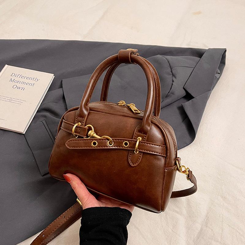 Wholesale New Design High Sense Fashion Niche Design Sense Portable Boston Bag Solid Color Versatile Messenger Women's Bag