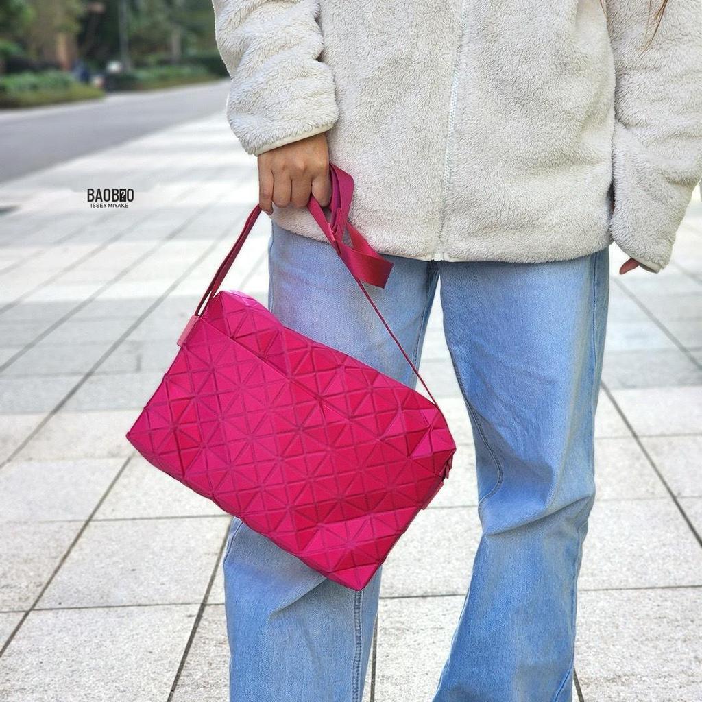 New Limited Edition TRACK Series Translucent Mesh Shoulder Tote - Large Capacity for Women