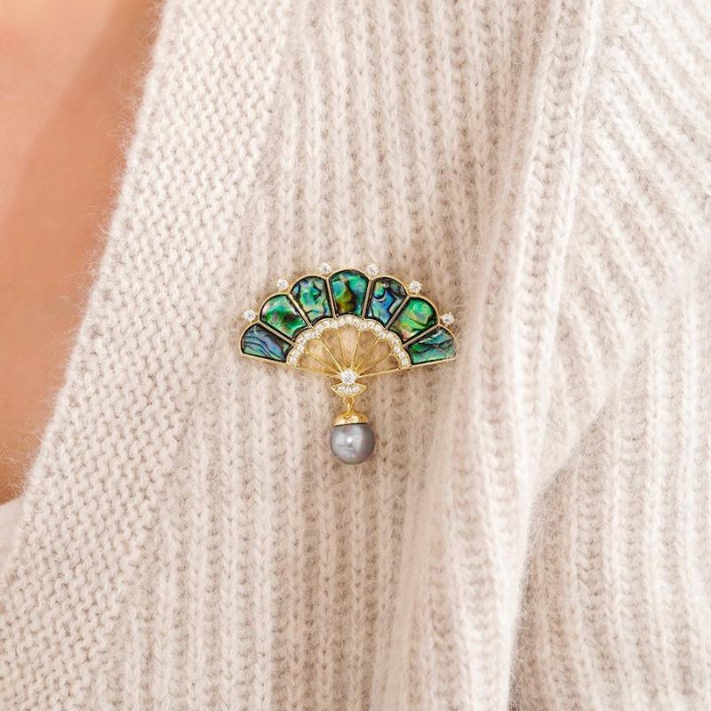 Fan Brooch, High-end Women's Exquisite Pearl Brooch, Light Luxury and High-end Sense Brooch