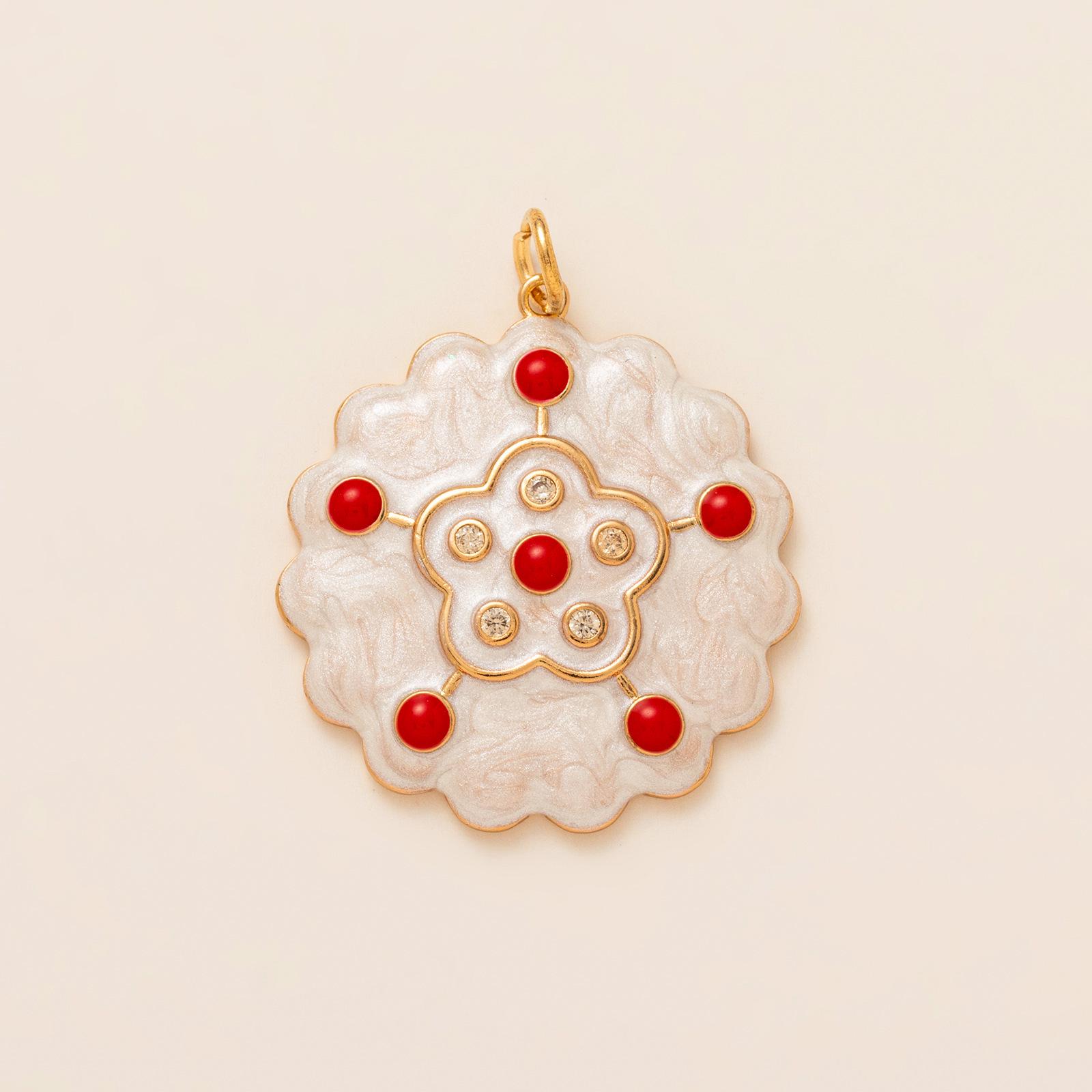 18K Gold Vacuum-Plated Stainless Steel Seashell and Flower Pendant Necklace
