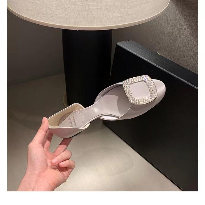 

The New Style of Shoes Is A Fashionable Fairy with A Round Toe Square Diamond Shallow Opening and Flat Sole 35 срібний