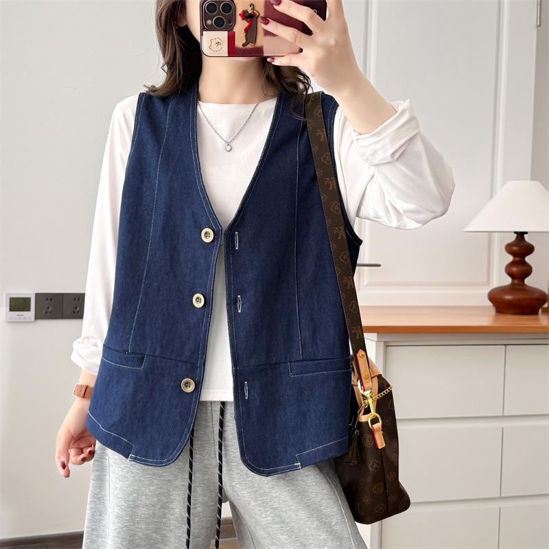 2026 Plus Size Women's V-Neck Denim Vest: Slimming, Versatile Cardigan for Spring/Autumn