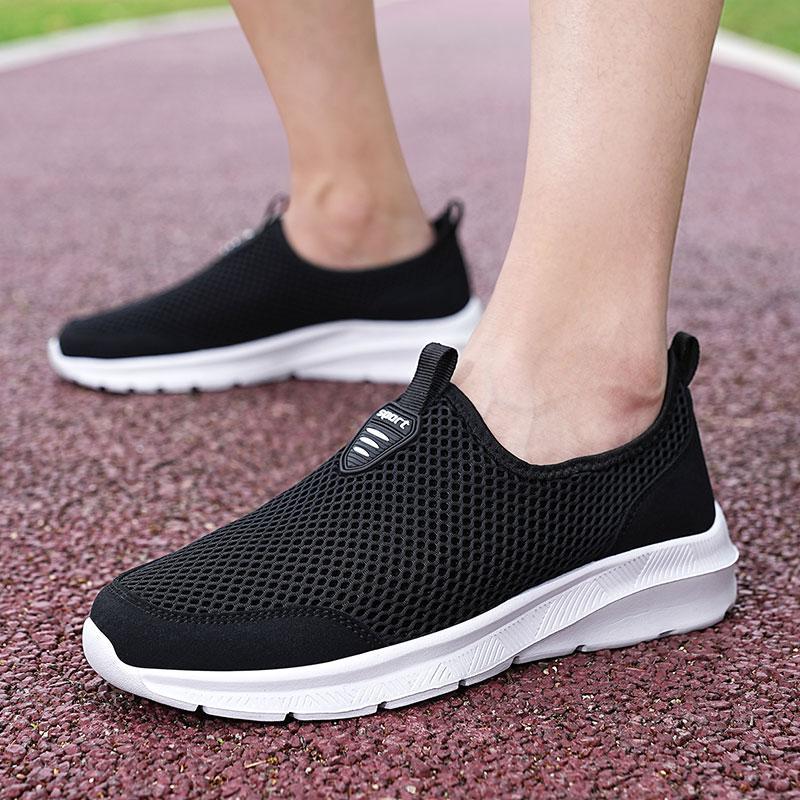Breathable mesh men's shoes summer new sports shoes mesh shoes thin mesh hollow men's flat bottom comfortable and lightweight running shoes