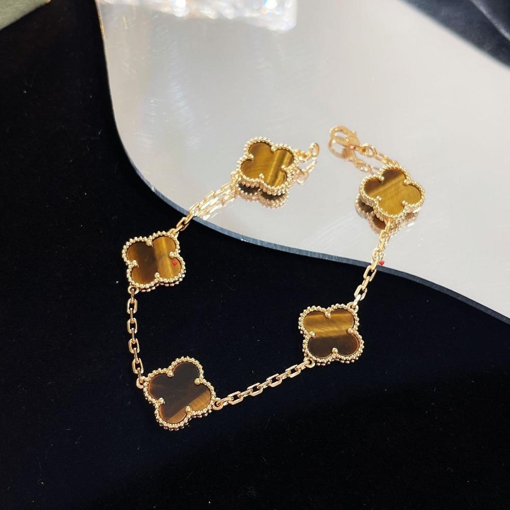 Bracelet Trèfle à Quatre Feuilles Version Haute Cinq Fleurs Calcédoine Violette Naturelle Gravé Laser CNC 18K Ne Se Décolore Pas Bracelet pour Dames