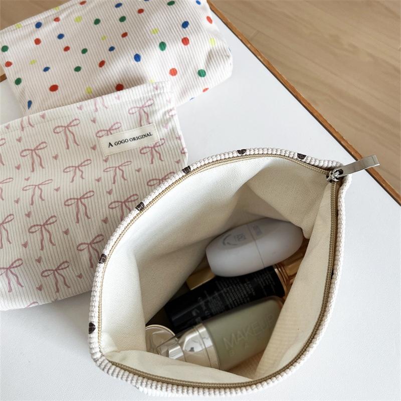 Corduroy Travel Makeup Bag with Bow Pattern, Cosmetic Bag for Purse Organizer, Toiletry Bag with Zipper for Travel Essentials