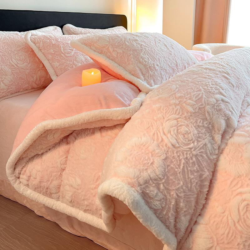 Luxurious 3D Rabbit Fur Trimmed Bedding Set: Includes Thick Warm Bed & Fitted Sheets - Minimalist Style