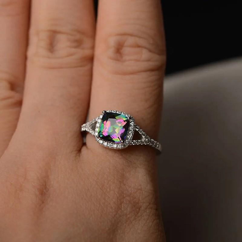 Popular, fashionable luxury atmospheric temperament ring, simple square color ring for women