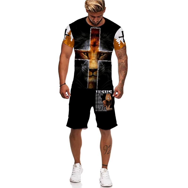 3D Jesus Loves Everyone Křesťanské tričko Léto Pánský oblek Krátký rukáv Šortky Lion Cross Print Streetwear 2 kusy Activewear